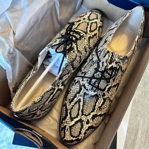 NWT Cole Haan MC Oxford B&W Python sz 8.5